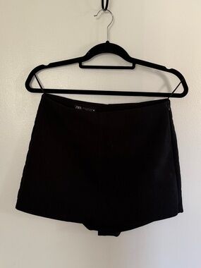 Zara Black Women's Tailored Skort